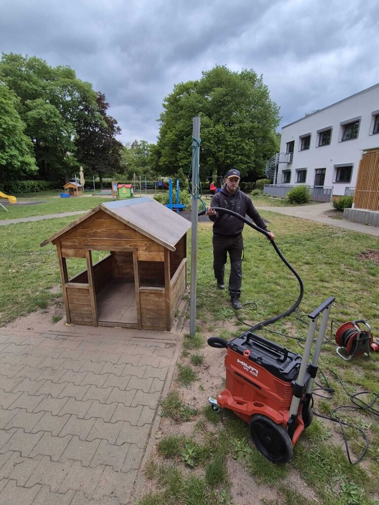 Dobrovolnicky_den-15